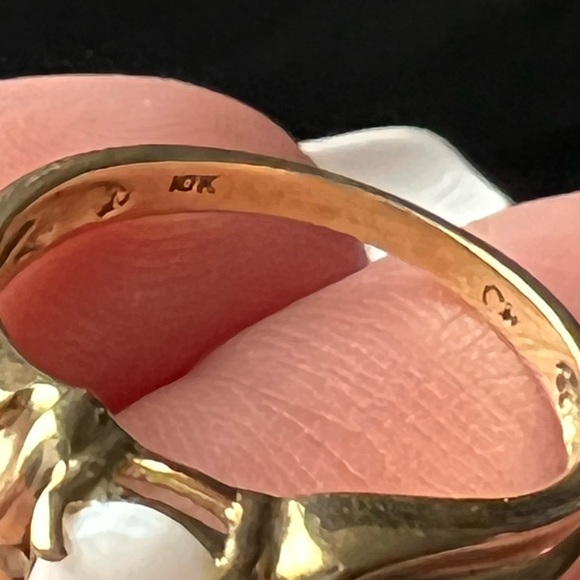 10k Yellow Gold Opal Ring - Picture 16 of 16